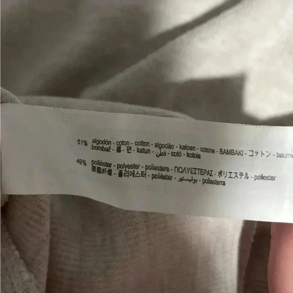 Zara  Soft Turtleneck Sleeveless Top - Picture 4 of 4